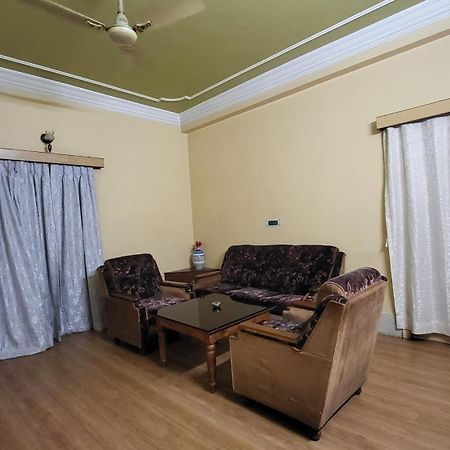 Hotel Sangam Baharampur Exteriör bild
